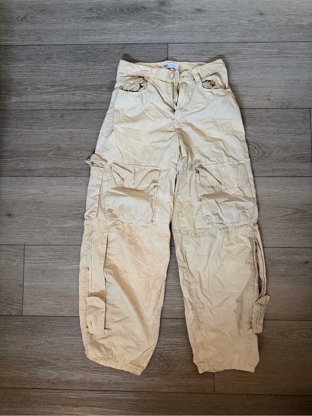 Zara Beige Utility Cargo Pants